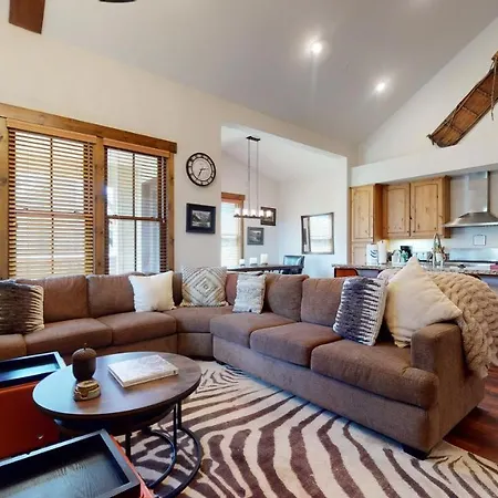 Snowcreek The Lodges #1127 Condo